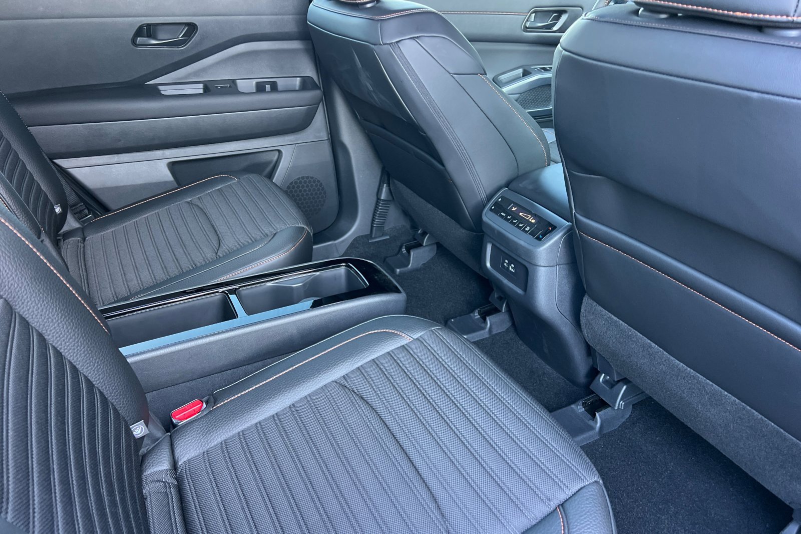 Certified 2025 Nissan Pathfinder Rock Creek image 19