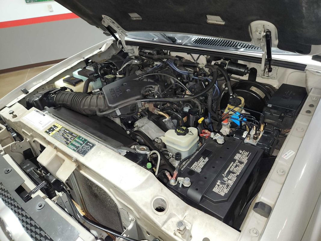 Used 2002 Ford Explorer Sport Trac 4x4 image 71