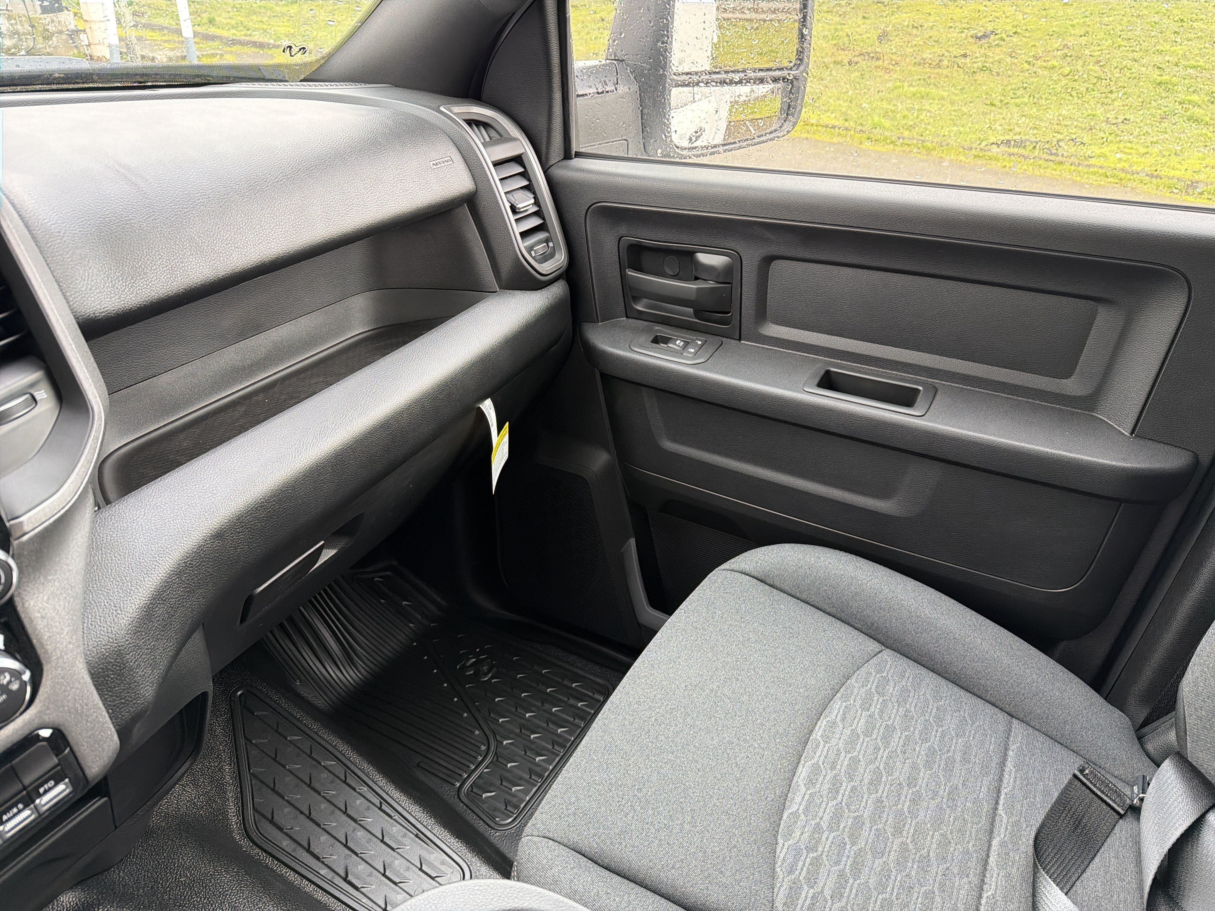 New 2026 RAM 3500 Tradesman w/ Chrome Appearance Group AWD/4WD image 24