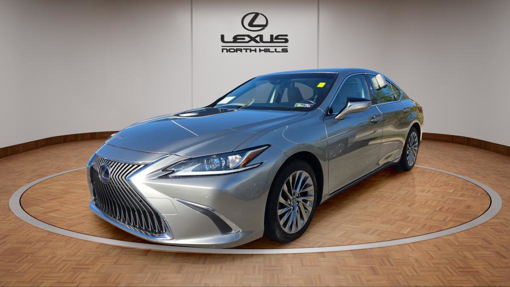 Certified 2019 Lexus ES 300h w/ Luxury Package