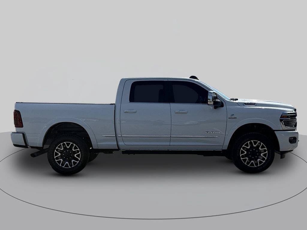 Used 2026 RAM 2500 Limited AWD/4WD image 2