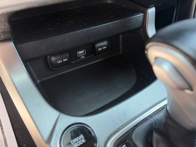 Used 2021 Kia Seltos S AWD/4WD image 24