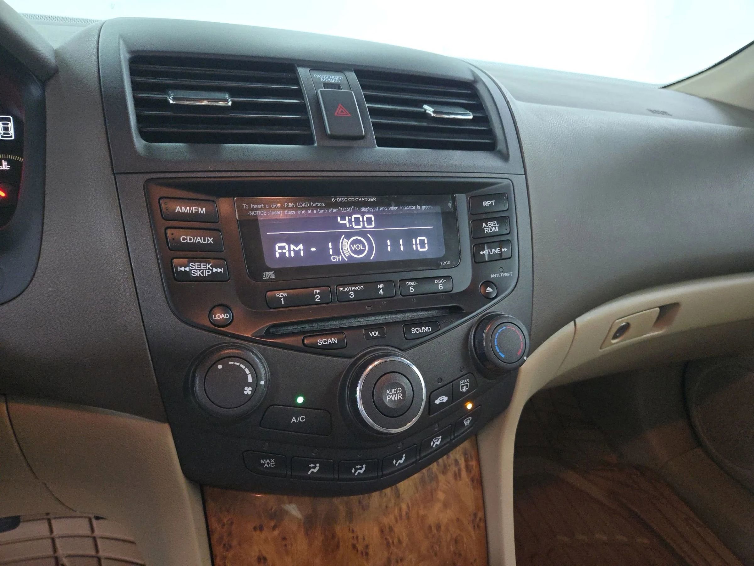 Used 2004 Honda Accord EX image 20