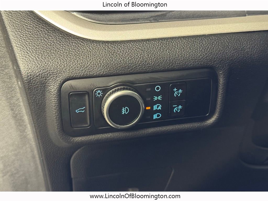 Used 2023 Ford Explorer XLT w/ Equipment Group 202A image 24