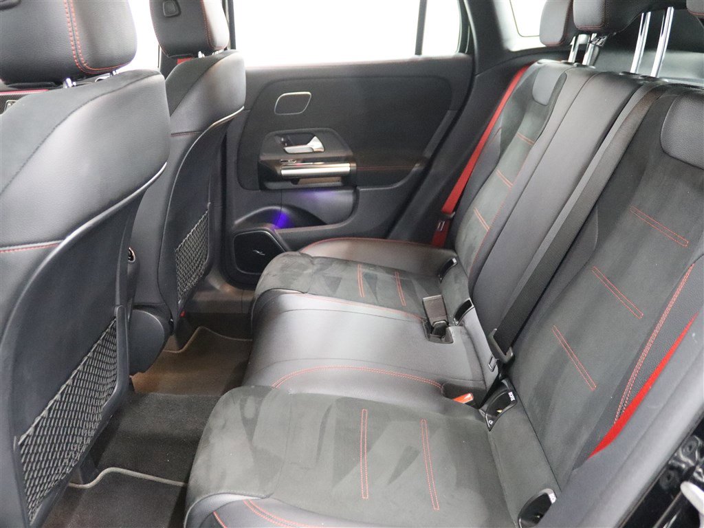 Used 2021 Mercedes-Benz GLA 35 AMG 4MATIC image 14