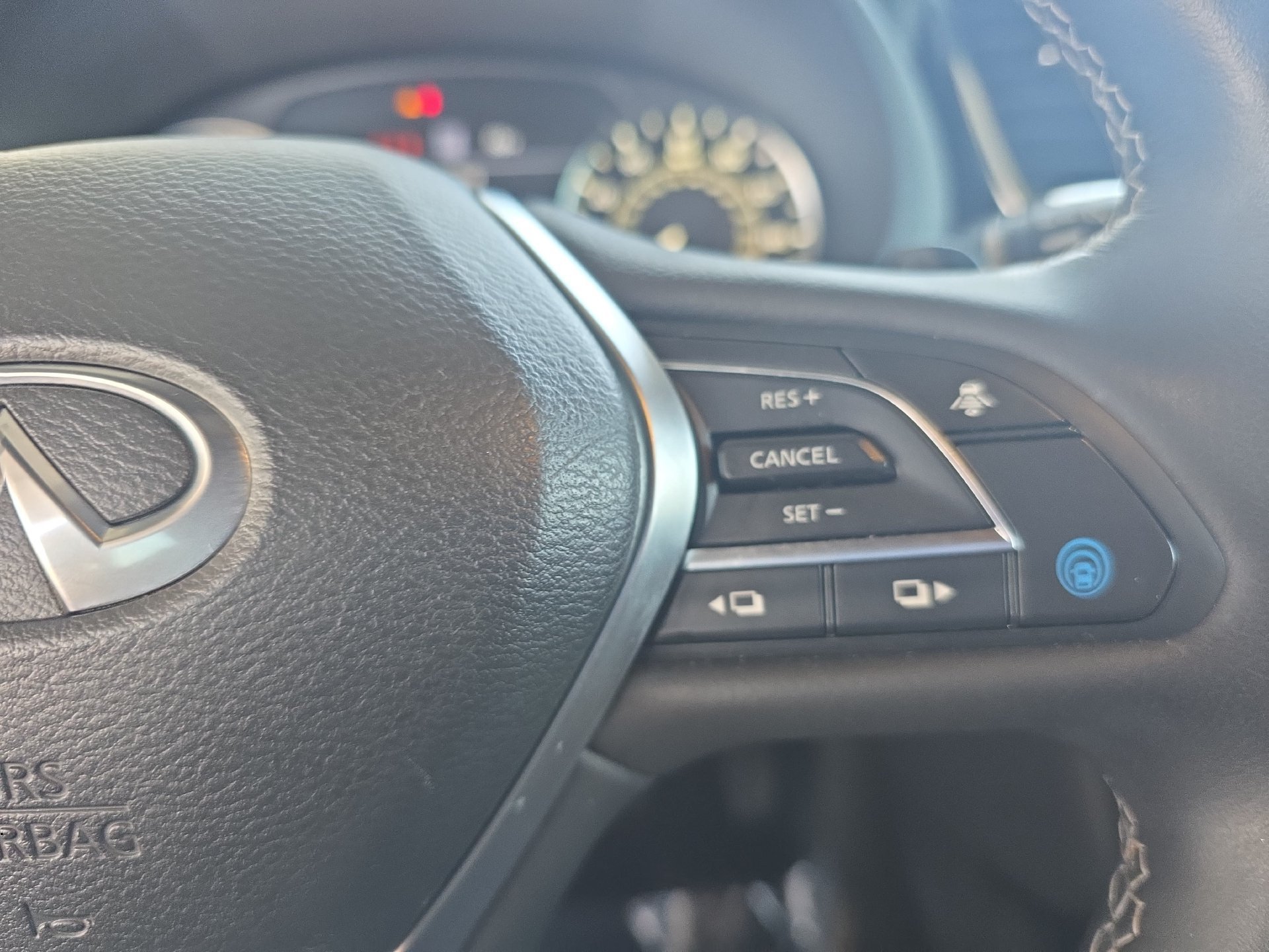Certified 2023 INFINITI QX55 Essential AWD/4WD image 18