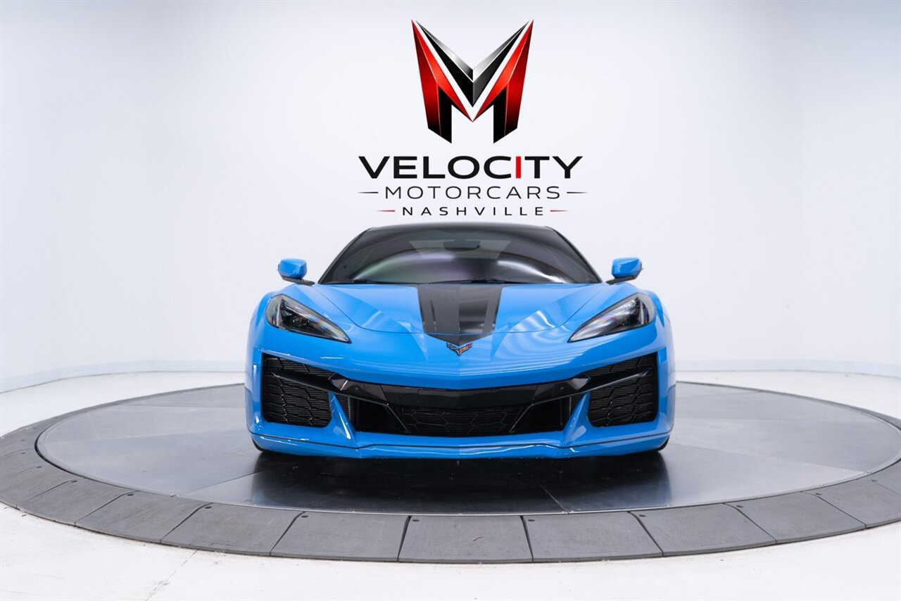Used 2023 Chevrolet Corvette Z06 w/ Stealth Interior Trim Package RWD image 3