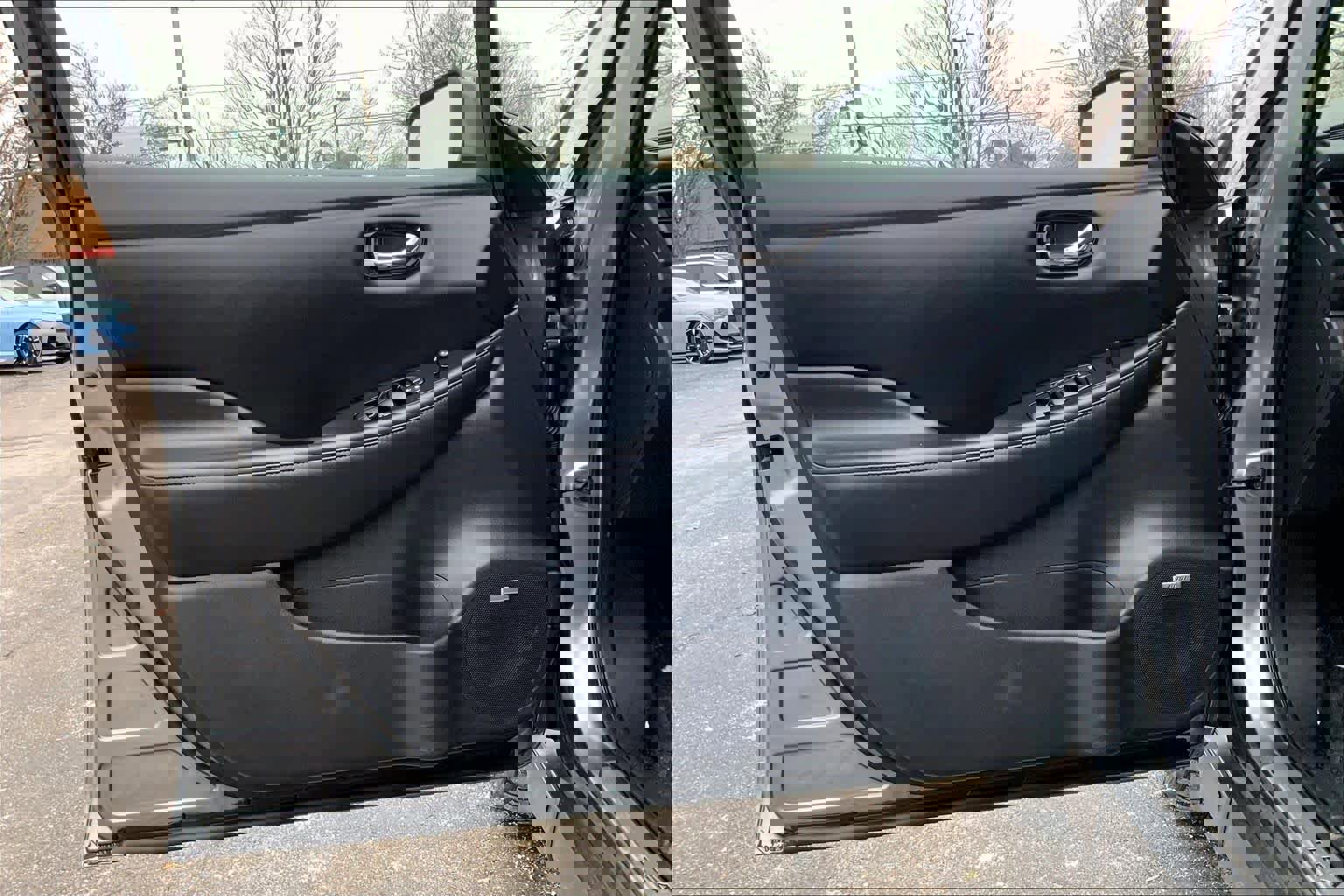 Used 2021 Nissan Leaf SL Plus image 20