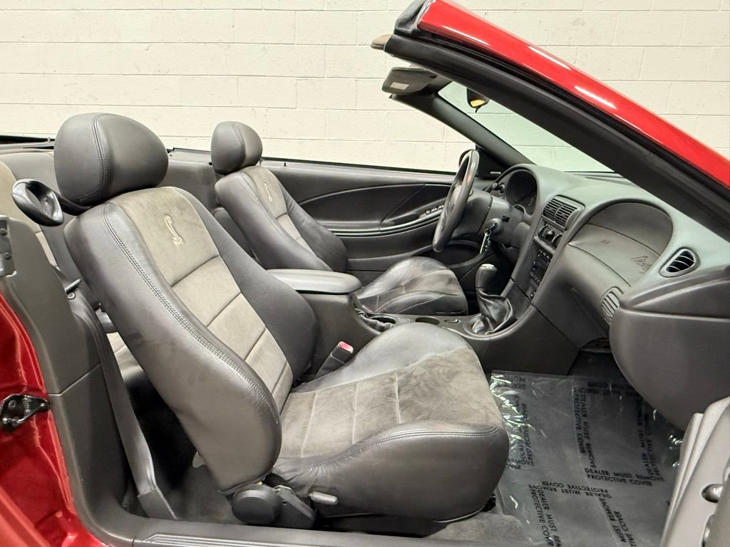 Used 2004 Ford Mustang Cobra RWD image 33