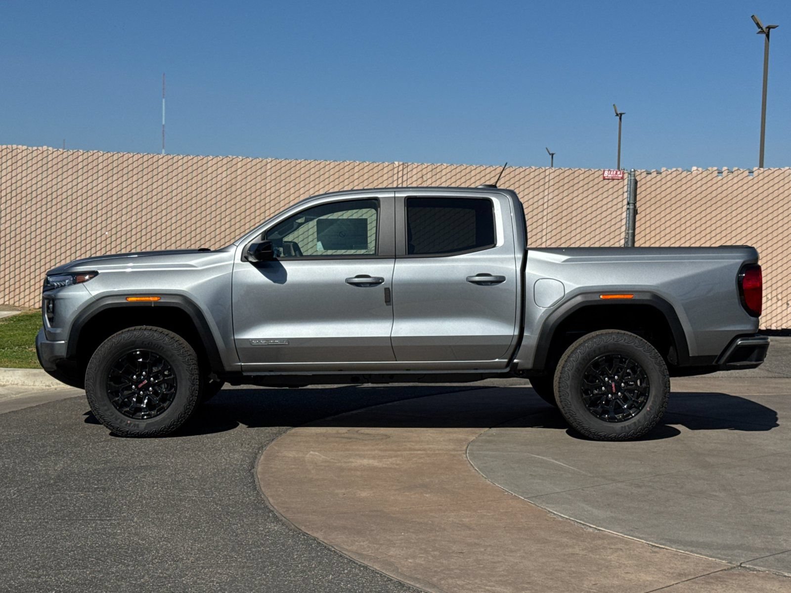 New 2026 GMC Canyon Elevation w/ Technology Package RWD image 7
