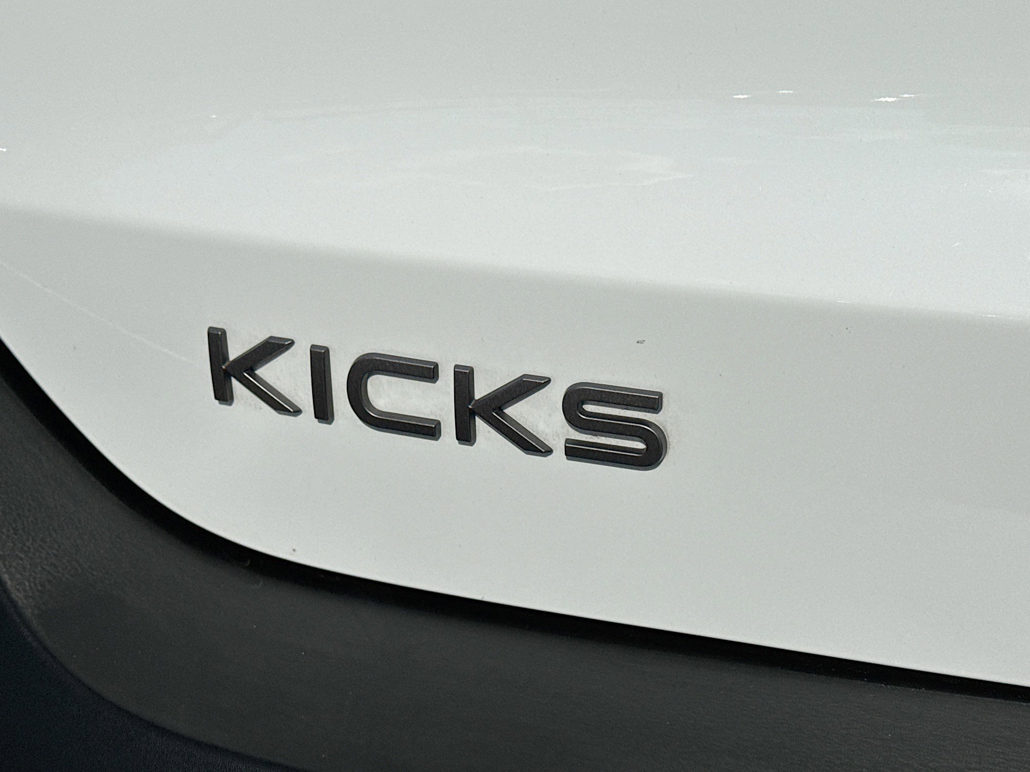 Used 2025 Nissan Kicks S image 12