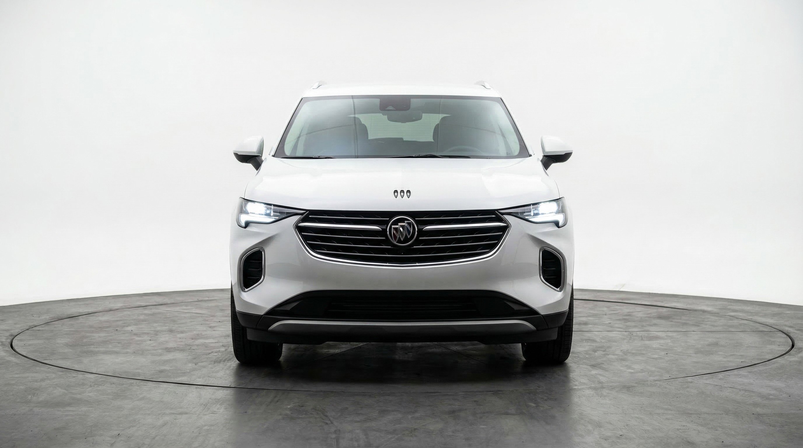 Used 2024 Buick Envision Preferred AWD/4WD image 2