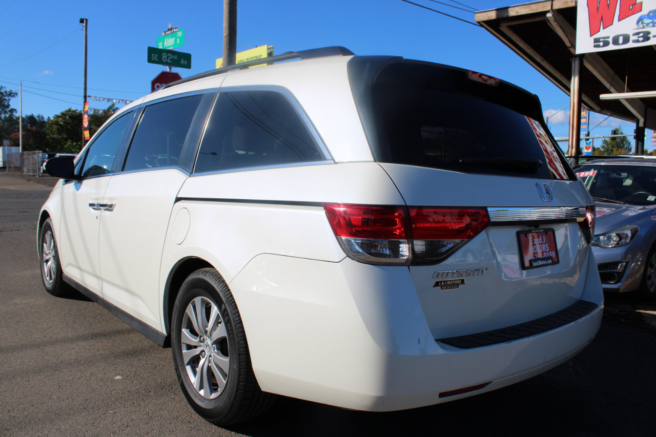 Used 2016 Honda Odyssey EX image 4