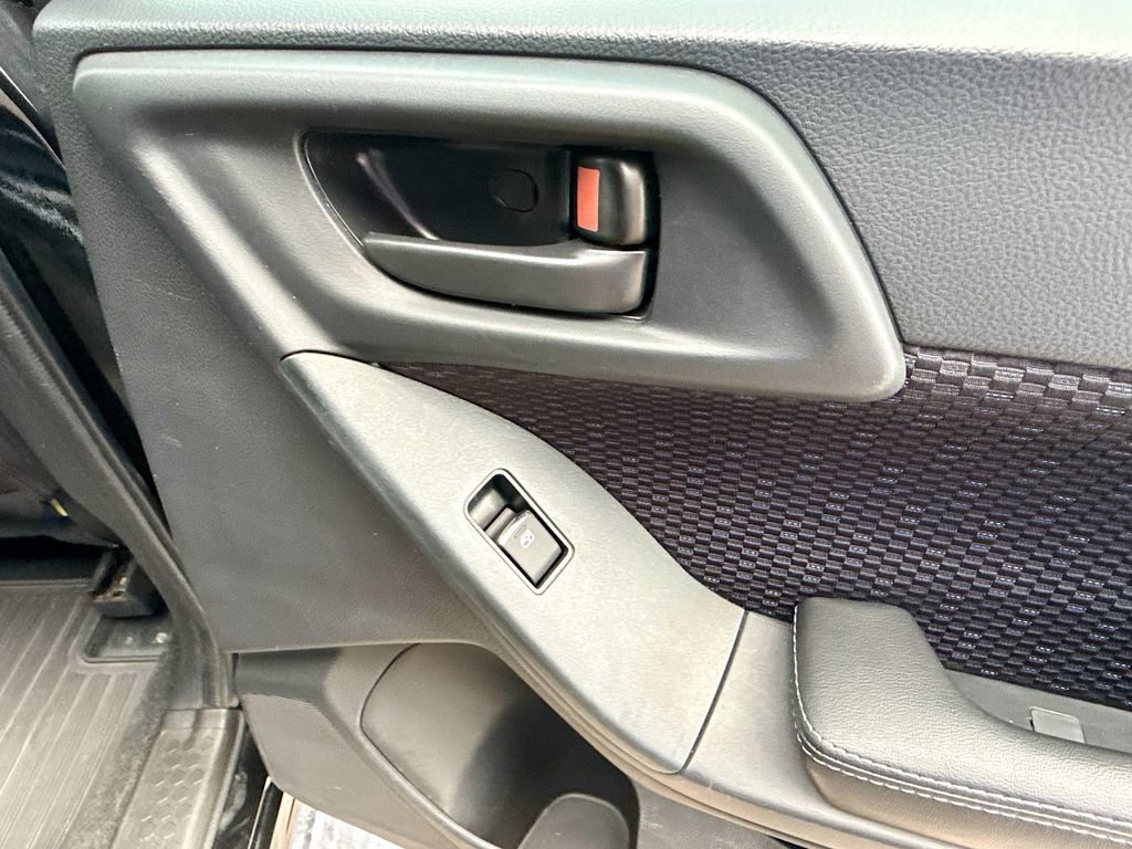 Used 2018 Subaru Forester 2.5i Premium image 30