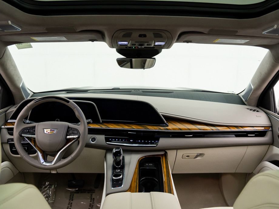 Certified 2024 Cadillac Escalade Sport Platinum w/ LPO, ONYX Package image 12