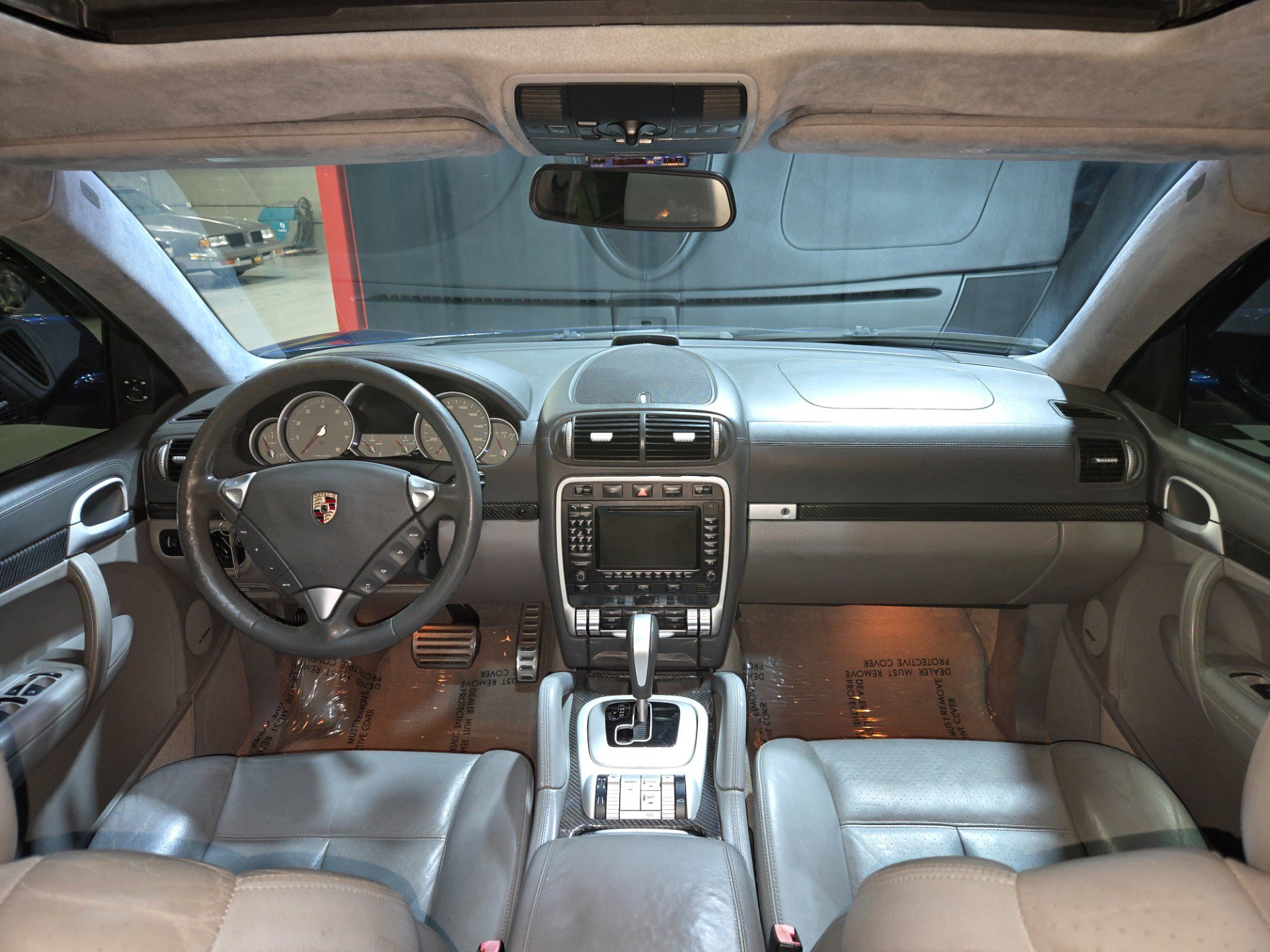 Used 2008 Porsche Cayenne Turbo AWD/4WD image 10