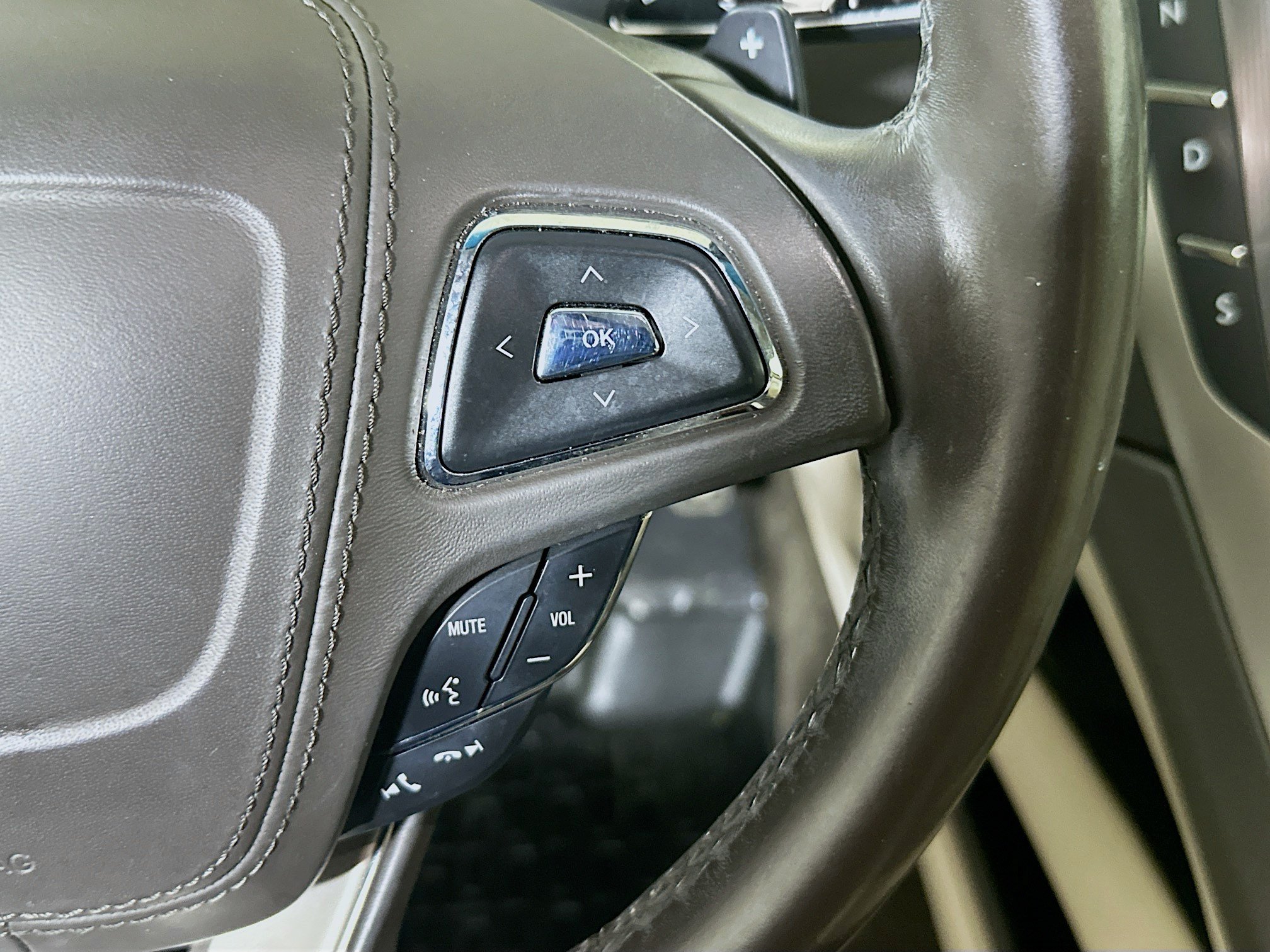 Used 2018 Lincoln MKZ Premiere w/ Magnetic Appearance Package FWD image 17