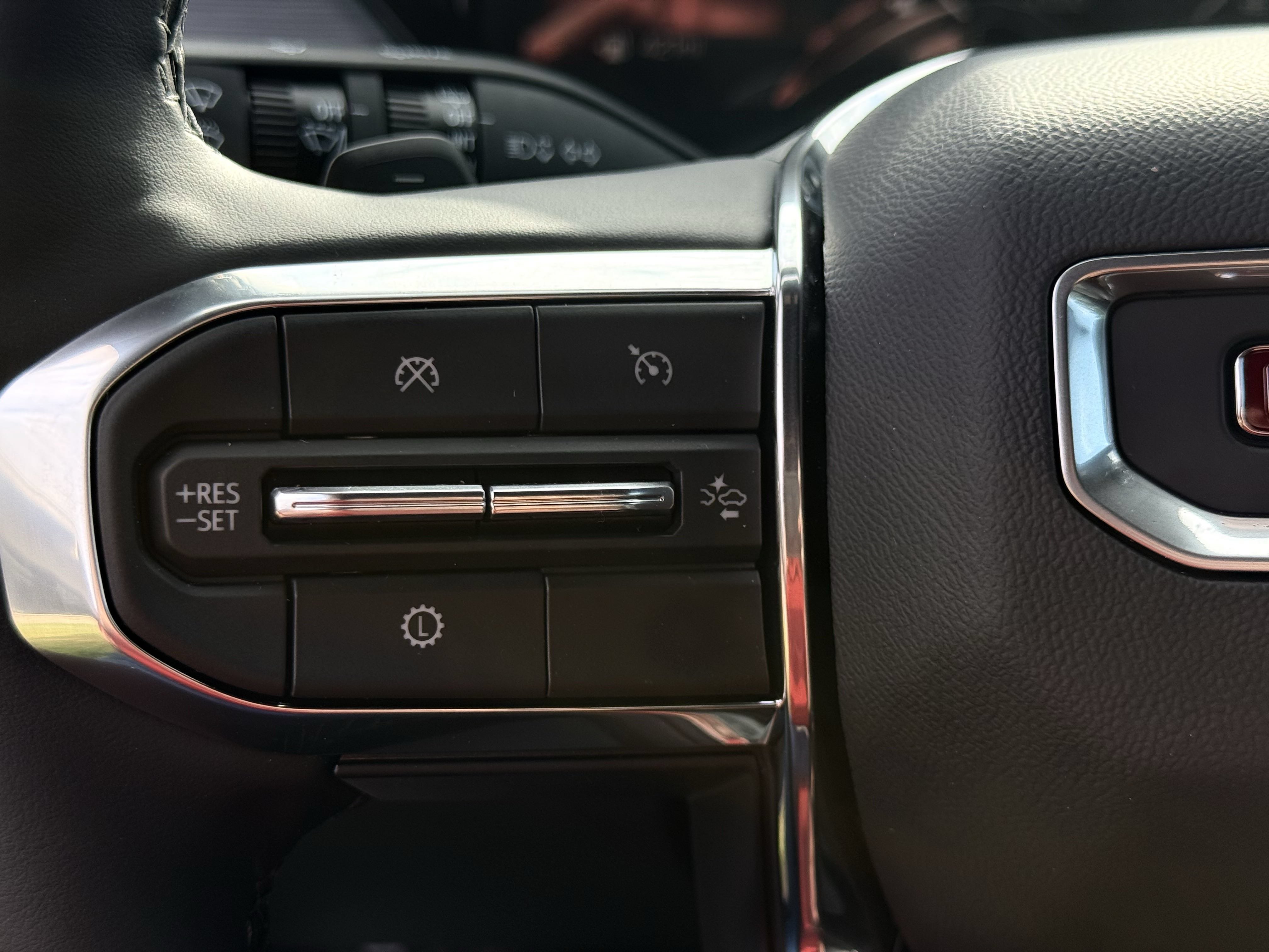 New 2026 GMC Acadia Elevation w/ Black Edition FWD image 18