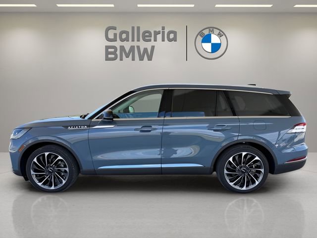 Used 2025 Lincoln Aviator Reserve w/ Luxury Package RWD image 10