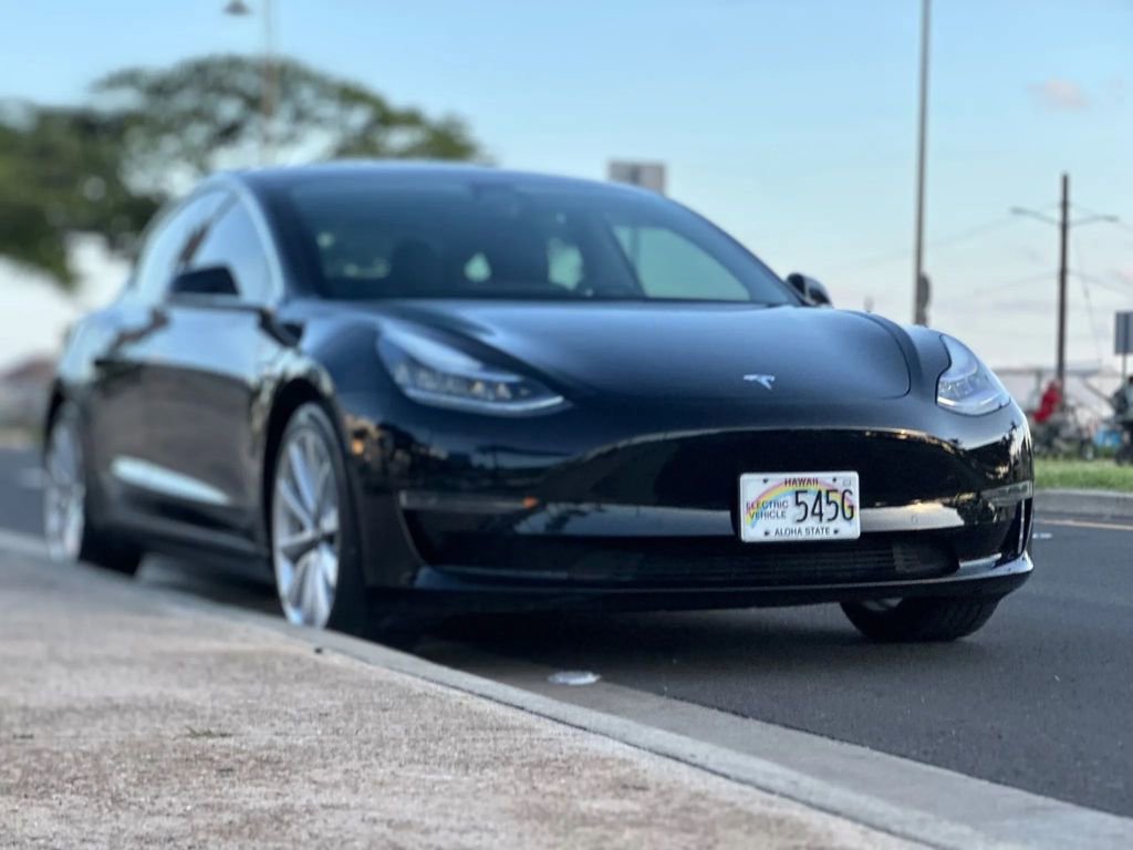 Used 2019 Tesla Model 3 Standard Range image 6