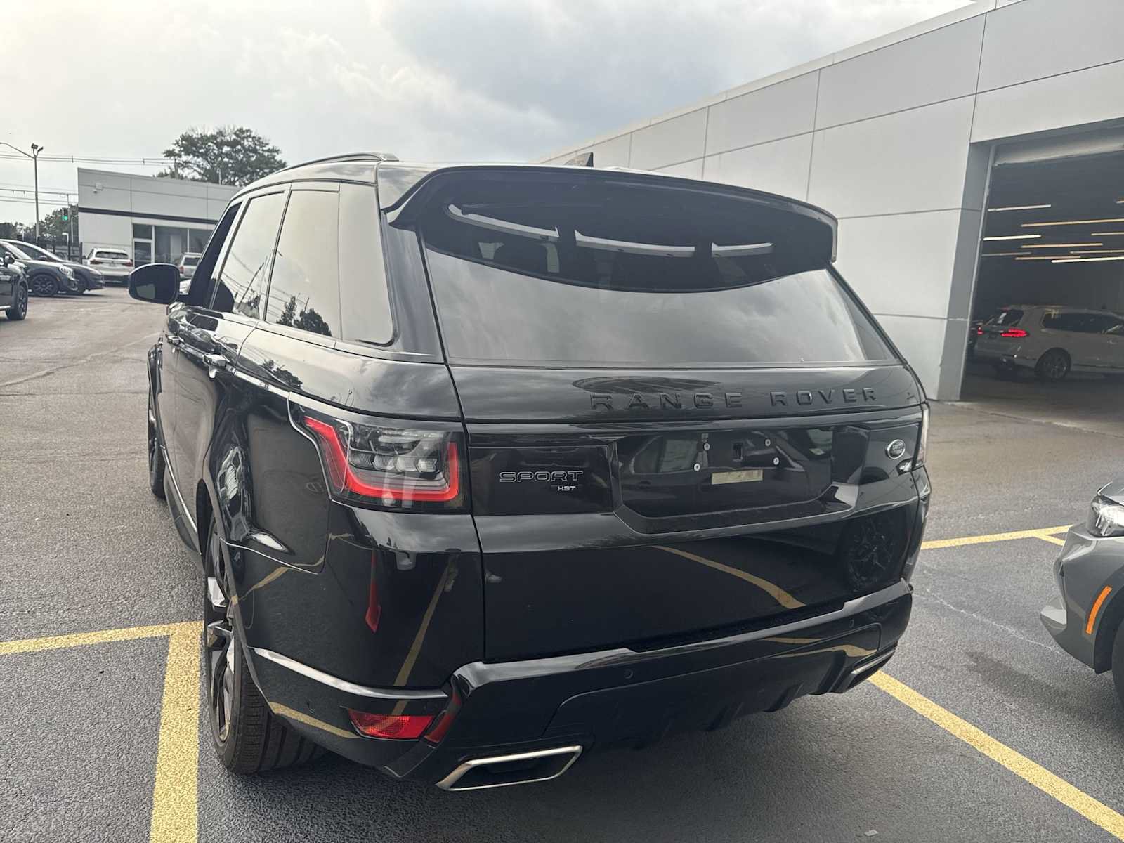 Used 2022 Land Rover Range Rover Sport HST AWD/4WD image 6