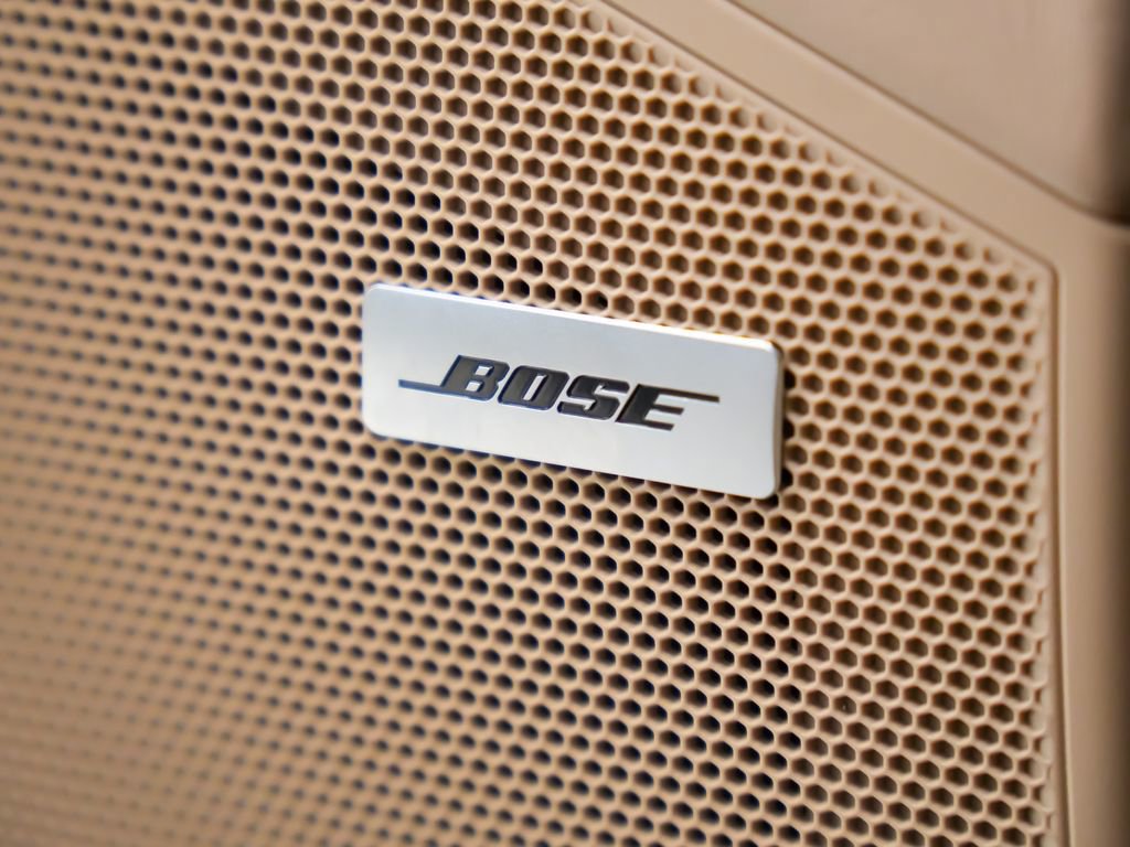 Certified 2024 Porsche Cayenne Coupe AWD/4WD image 17