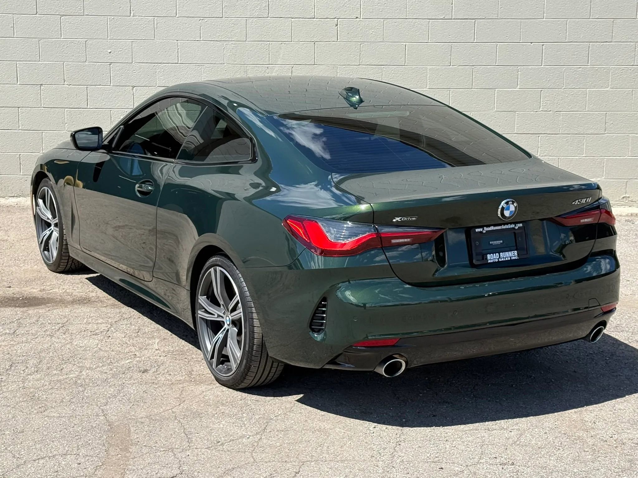 Used 2021 BMW 430i xDrive Coupe w/ Premium Package AWD/4WD image 9