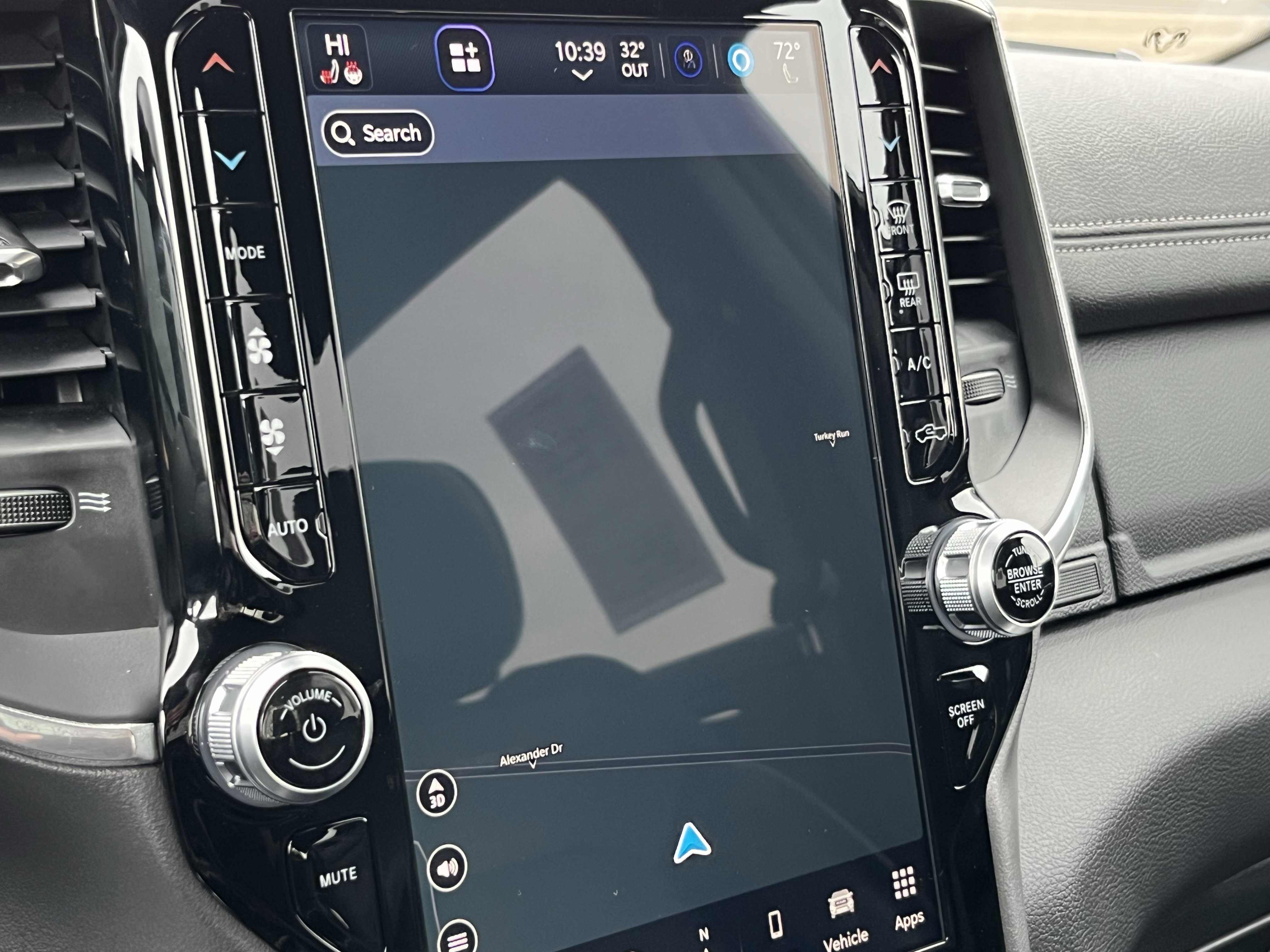 Used 2023 RAM 1500 Laramie image 31