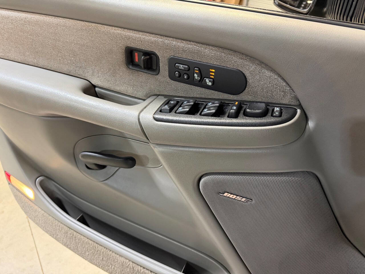 Used 2003 Chevrolet Silverado 3500 LT w/ Skid Plate Package image 48