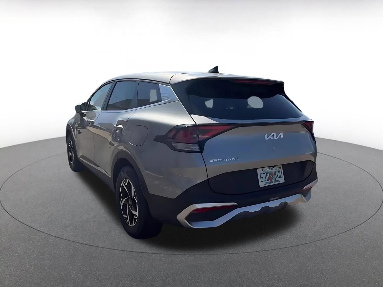 Used 2025 Kia Sportage LX image 11