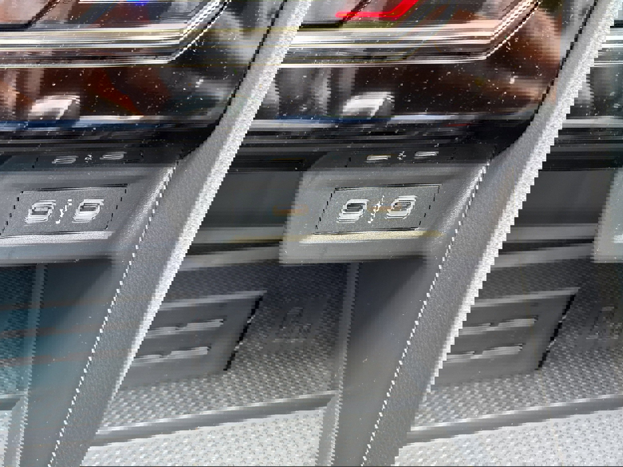 New 2025 Volkswagen Jetta SEL image 24