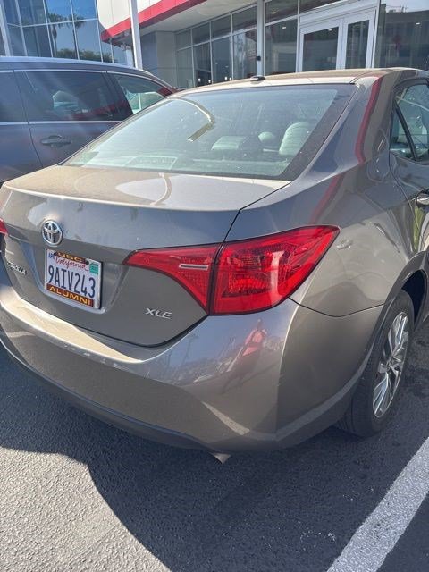 Used 2019 Toyota Corolla XLE FWD image 3