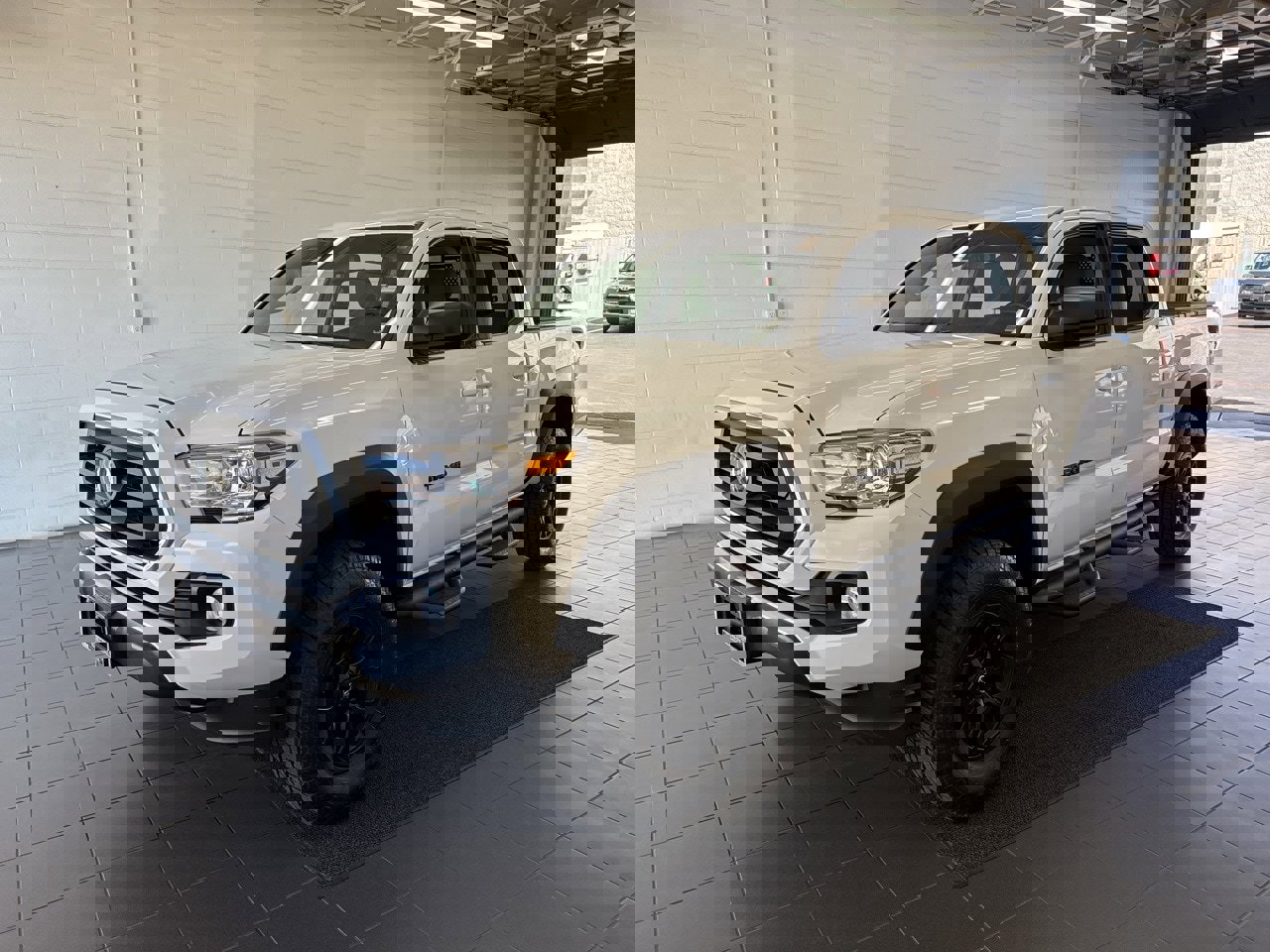 Certified 2023 Toyota Tacoma SR5 w/ SX Package image 4