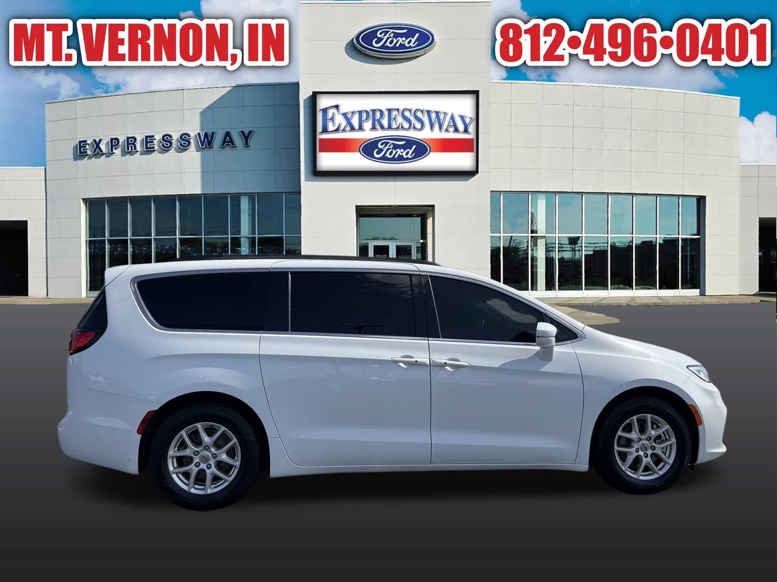 Used 2022 Chrysler Pacifica Touring-L FWD image 5