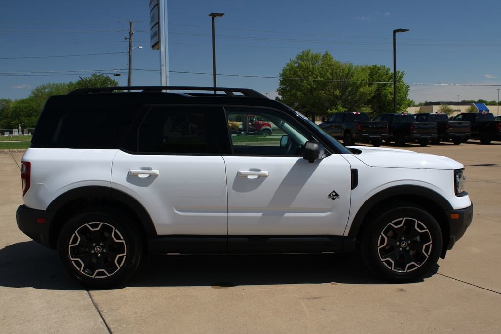 Used 2025 Ford Bronco Sport Outer Banks w/ Outer Banks Tech Package+ AWD/4WD image 4