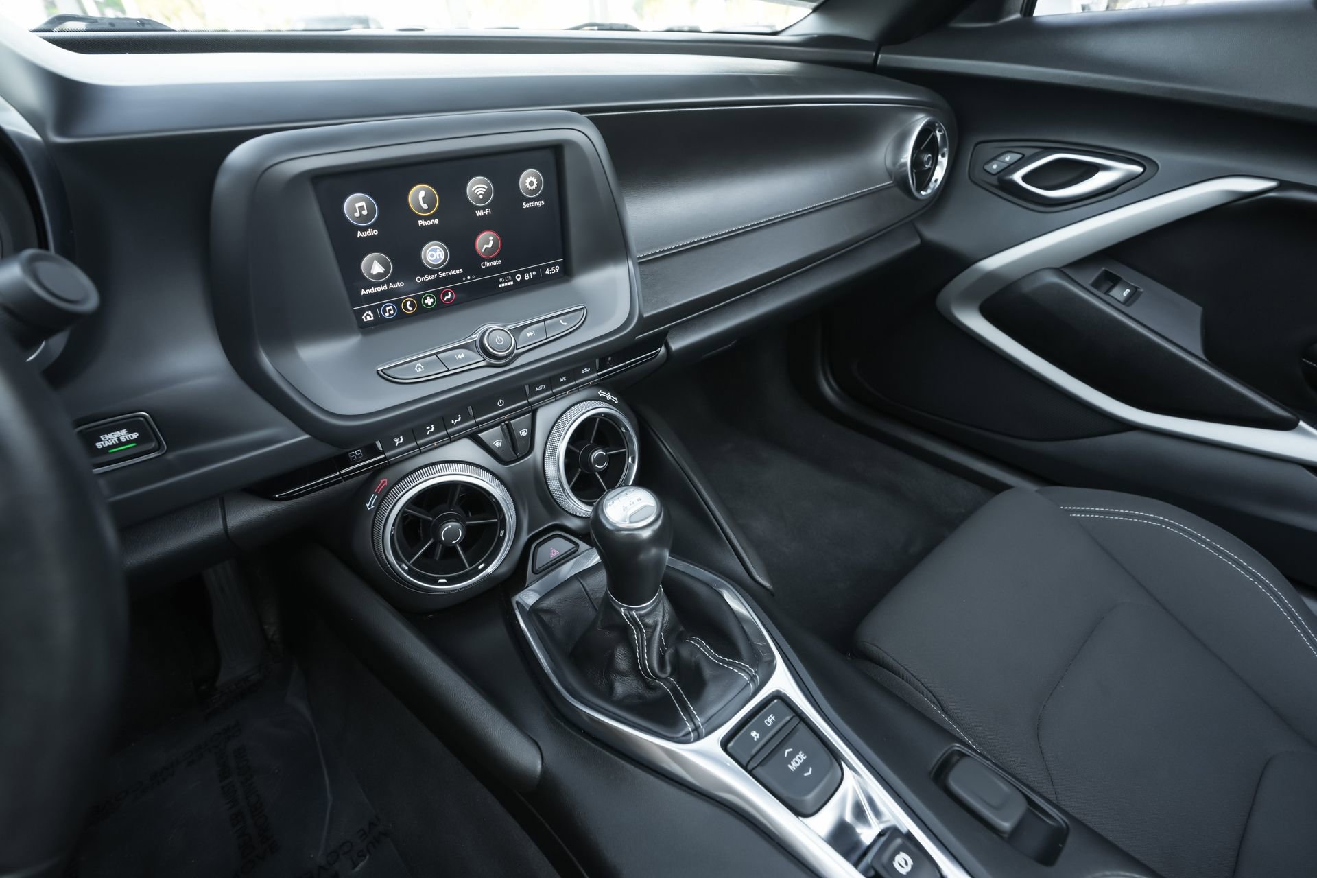 Used 2024 Chevrolet Camaro LT w/ RS Package image 10