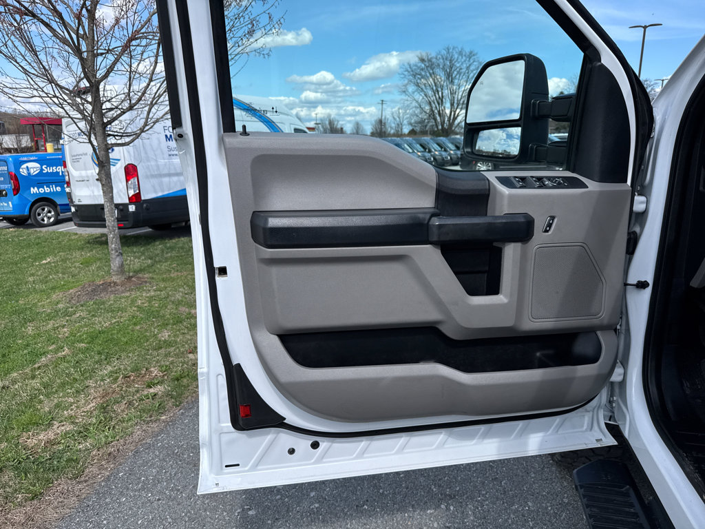 Used 2021 Ford F250 XL w/ Power Equipment Group AWD/4WD image 29