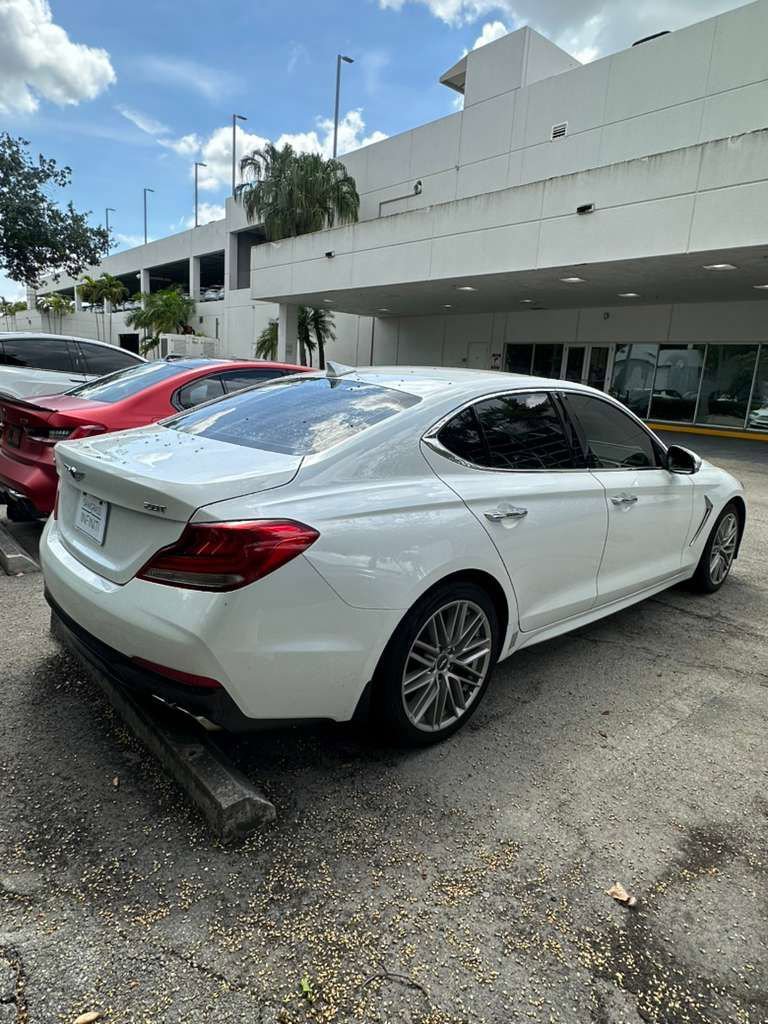 Used 2020 Genesis G70 2.0T RWD image 8