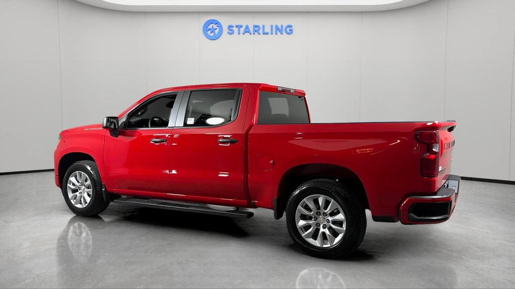 Certified 2025 Chevrolet Silverado 1500 Custom RWD image 4