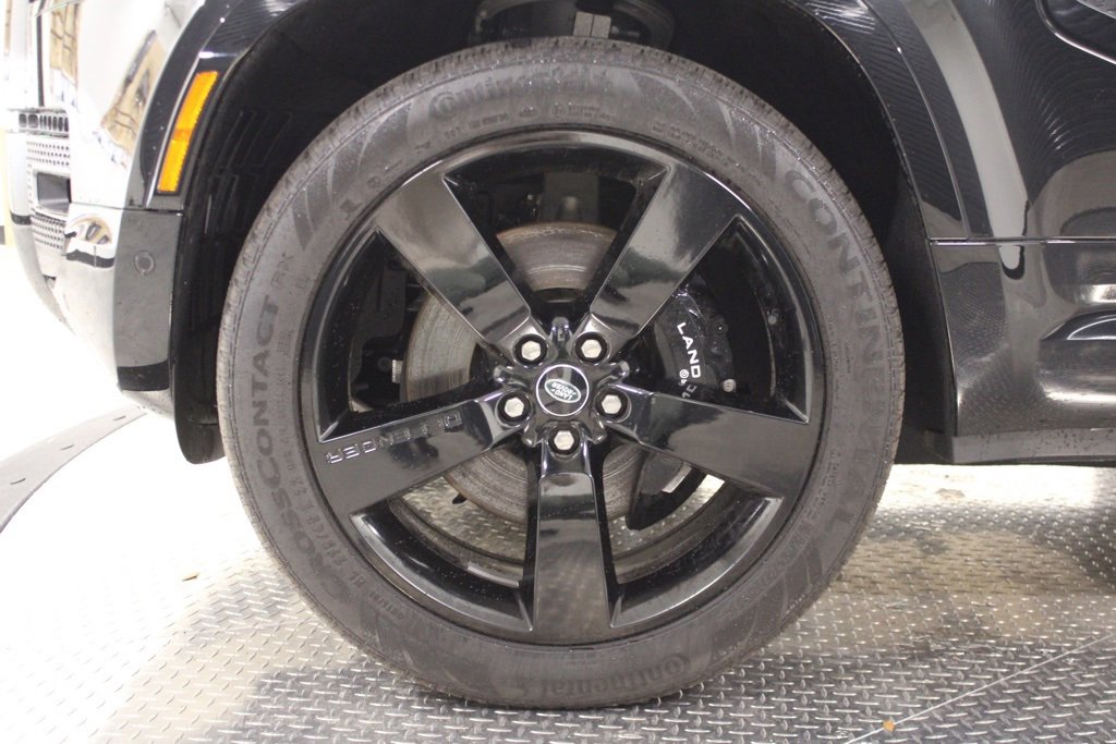 Certified 2024 Land Rover Defender 130 V8 image 9