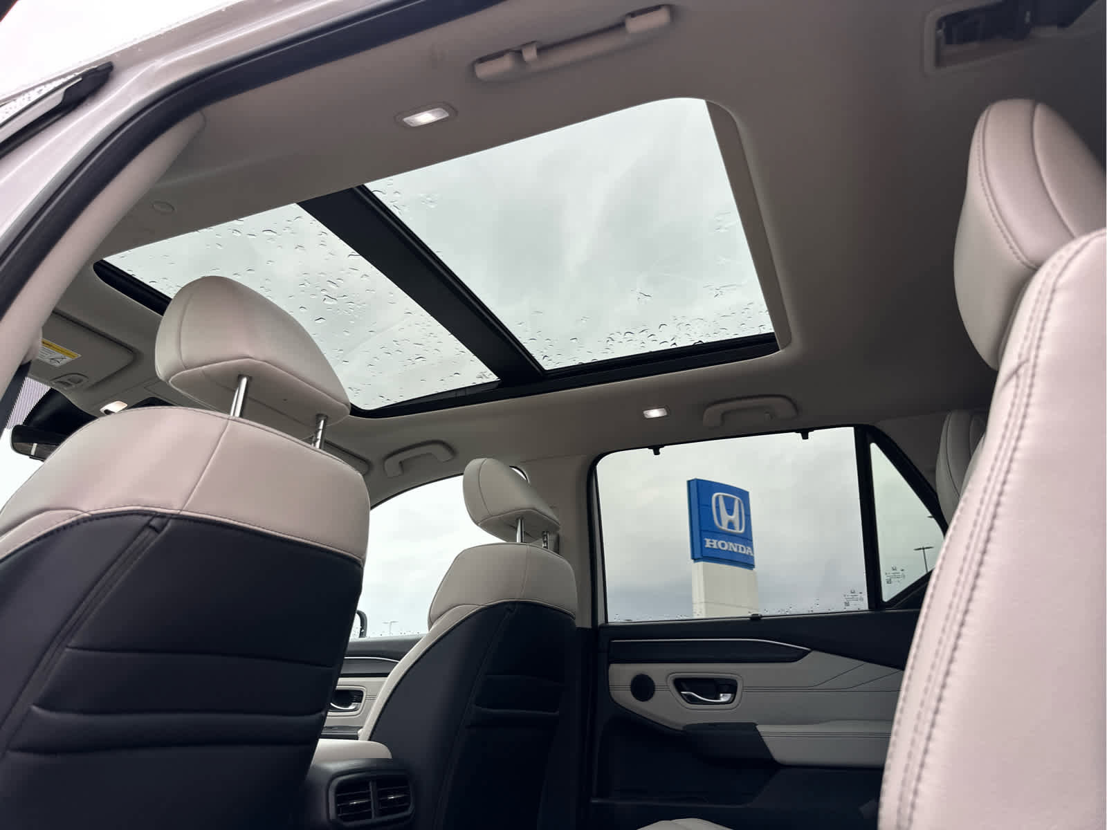 New 2026 Honda Pilot Touring image 46