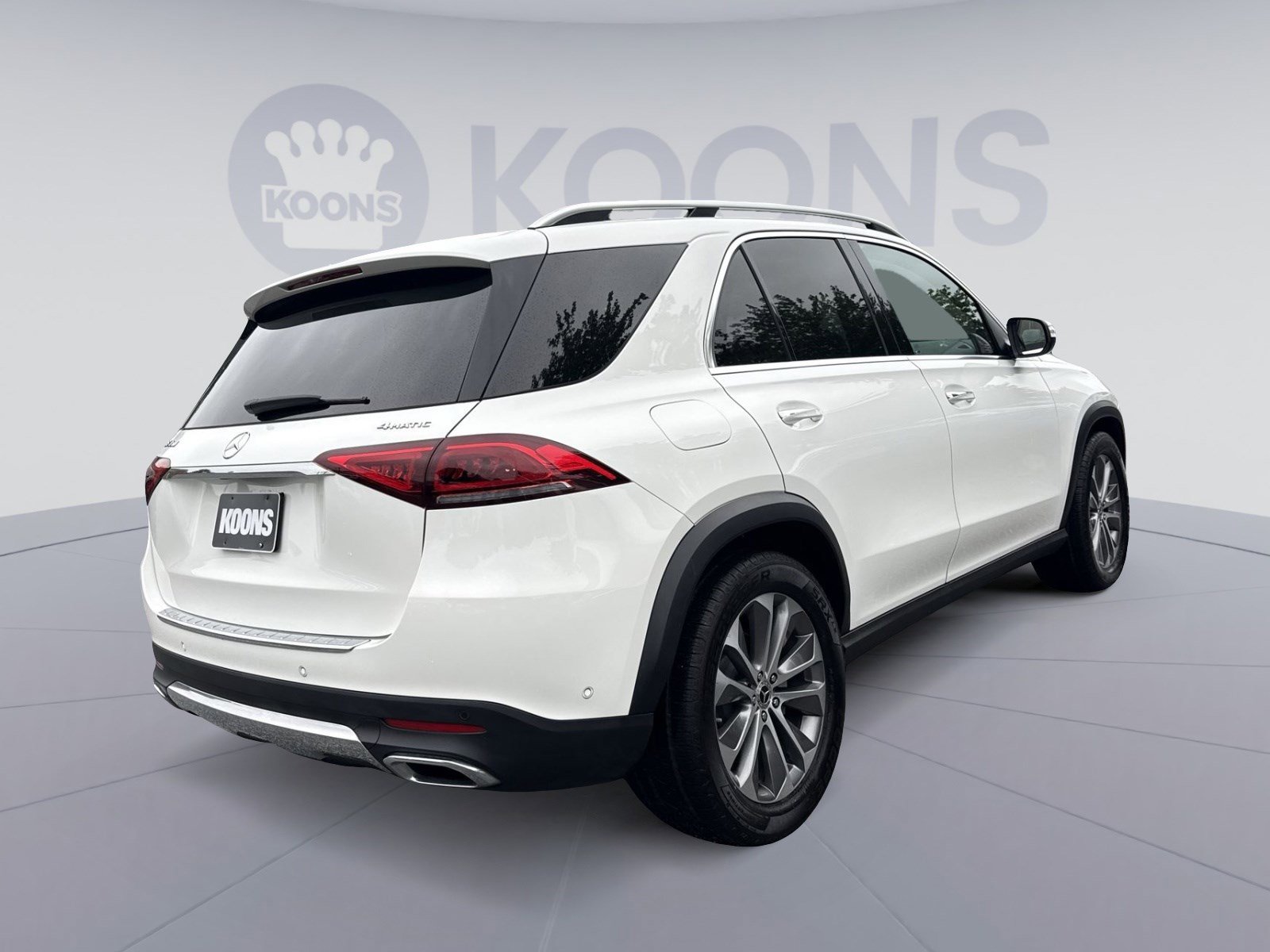 Used 2023 Mercedes-Benz GLE 350 4MATIC w/ Premium Package image 7