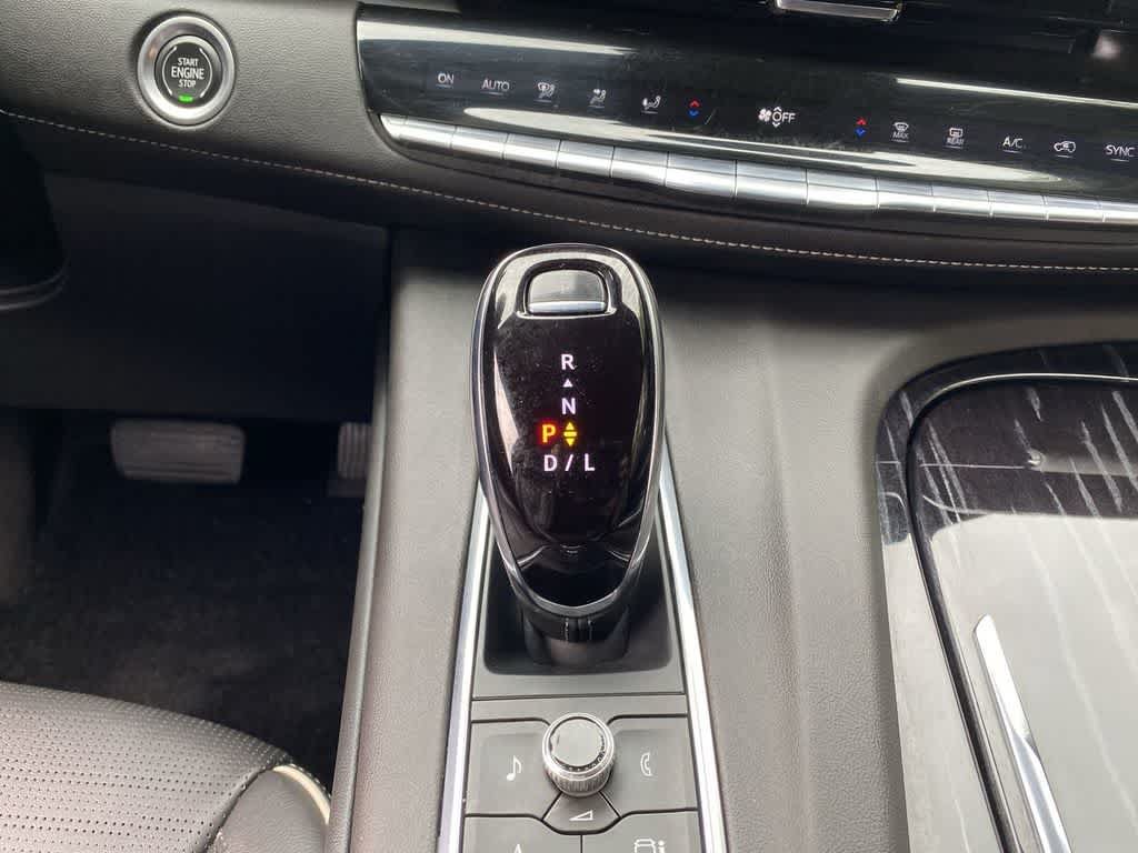 Used 2023 Cadillac Escalade Sport w/ LPO, ONYX Package AWD/4WD image 27