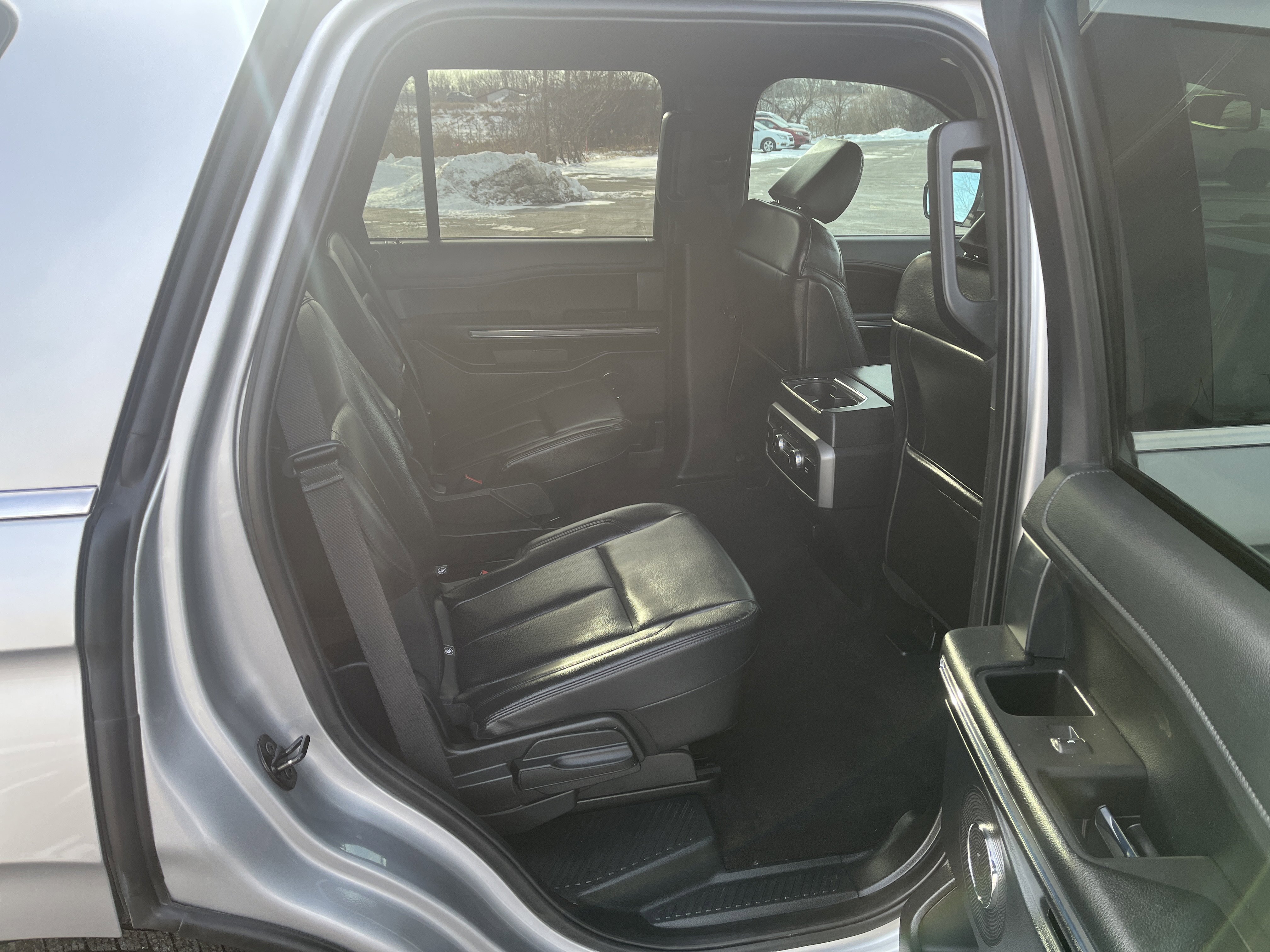 Used 2021 Ford Expedition XLT image 15
