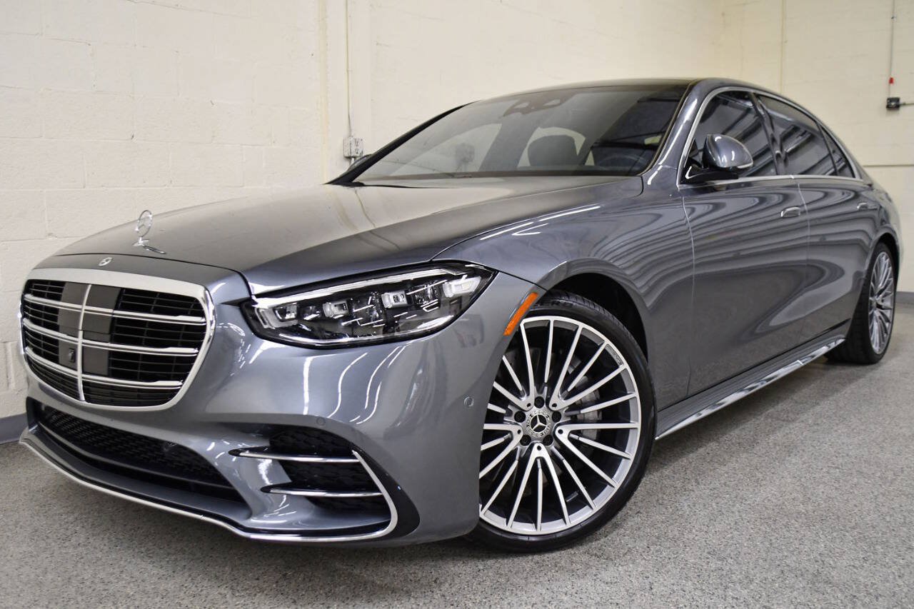 Used 2022 Mercedes-Benz S 580 4MATIC Sedan image 1