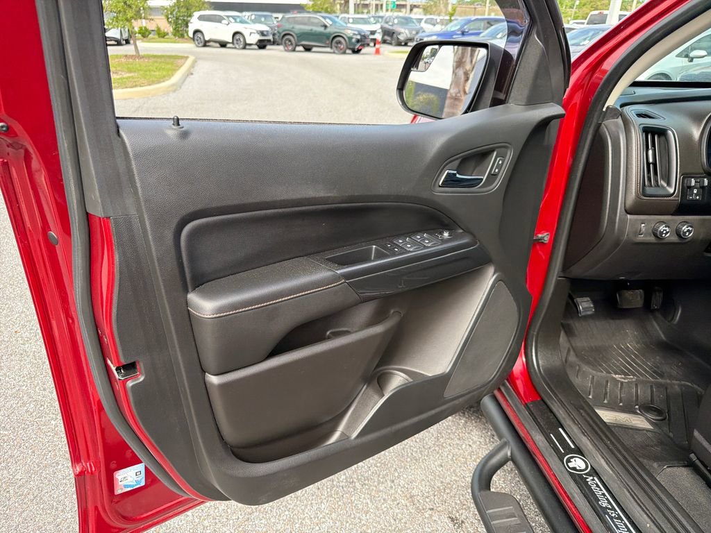 Used 2022 GMC Canyon AT4 w/ Driver Alert Package image 13