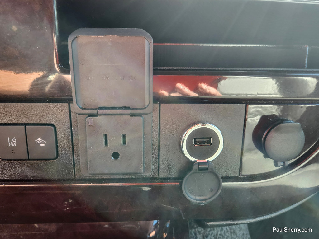 Used 2019 Chevrolet Express 2500 RWD image 36