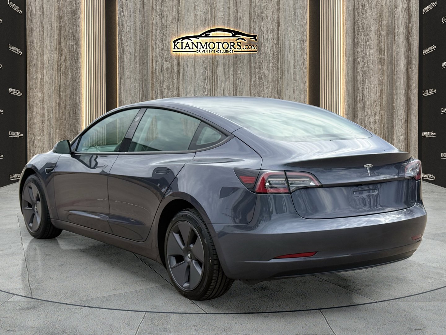 Used 2023 Tesla Model 3 Standard Range image 6
