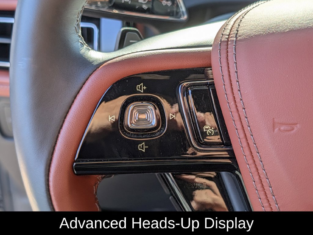 Used 2026 Lincoln Aviator Reserve AWD/4WD image 24