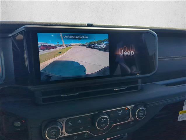 New 2026 Jeep Gladiator Sport AWD/4WD image 13